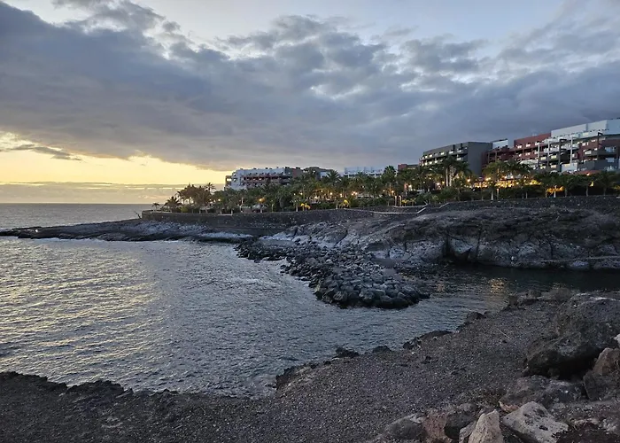 아파트 Playa Paraiso 2 Bedrooms With Ocean View Pool And Parking 아데제
